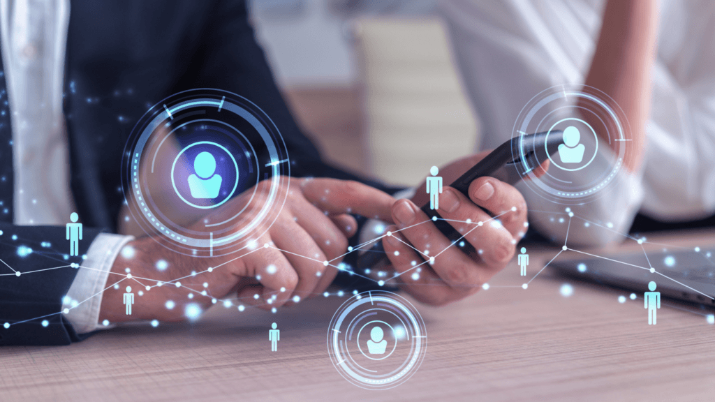 using social media for healthcare recruiting - hands using smart phone